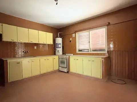 Departamento 5 ambientes con 2 baños