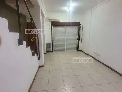 Depto Tipo Casa en Alquiler en Mataderos, $ 800.000