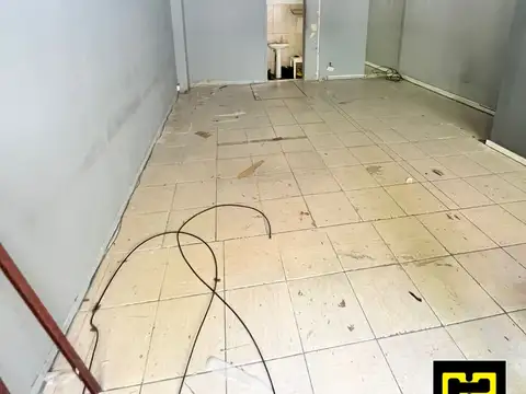 Local en Alquiler Via Púb.