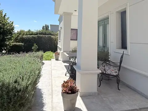 Casa en Venta en Arenas del Sur, USD 360.000