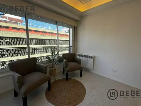 Hermoso dapto. 4 ambientes, reciclado a nuevo.