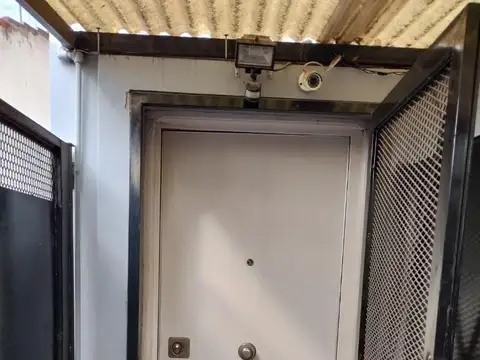 Depto Tipo Casa en Venta 40 años