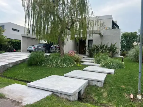 Casa  en Venta en Ayres De Pilar, Pilar, G.B.A. Zona Norte