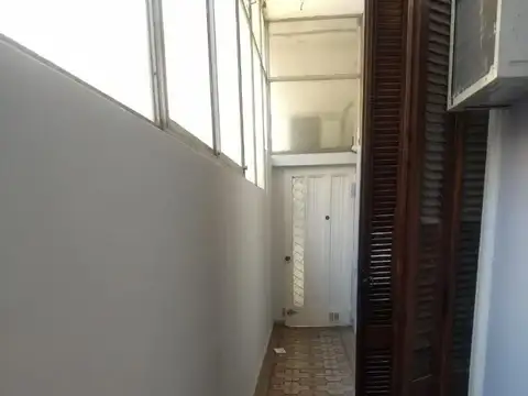 Depto Tipo Casa en Alquiler de 3 ambientes