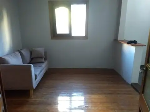 Depto Tipo Casa en Alquiler de 2 dormitorios