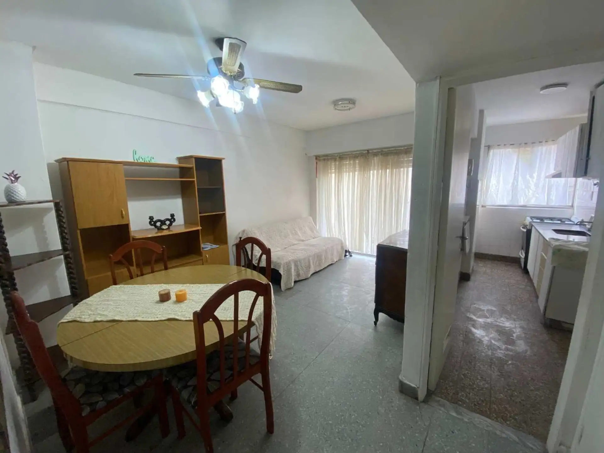 Venta Depto 2 amb balcon a la calle Luro y Cordoba