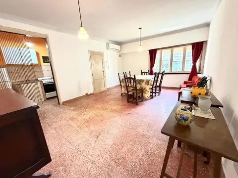 Depto Tipo Casa en Alquiler de 3 ambientes
