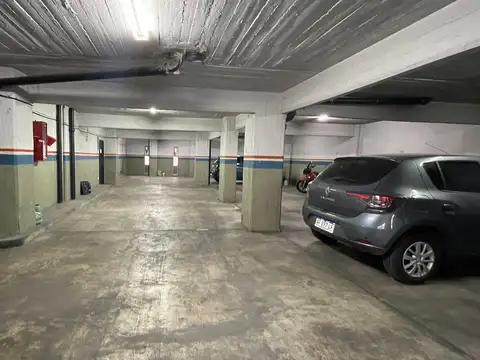 Cochera en  alquiler en zona Botánico