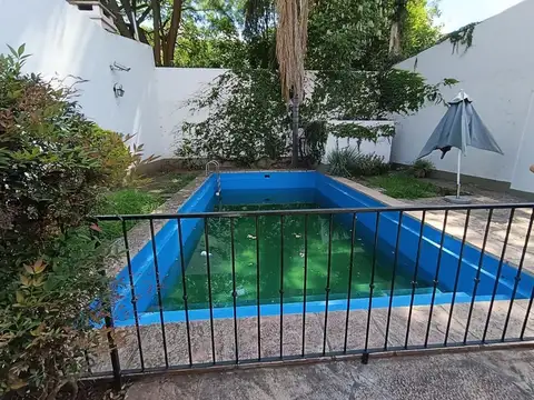 Casa 4 ambientes con 4 baños