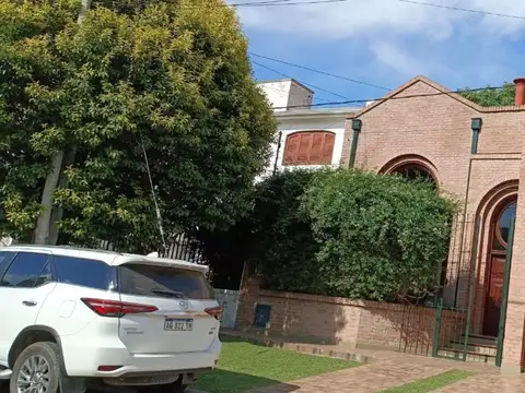 Exc. Casa 3 dorm alq pil/qcho/play room/dep/gge Jazmines 620