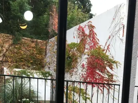 Exc. Casa 3 dorm alq pil/qcho/play room/dep/gge Jazmines 620