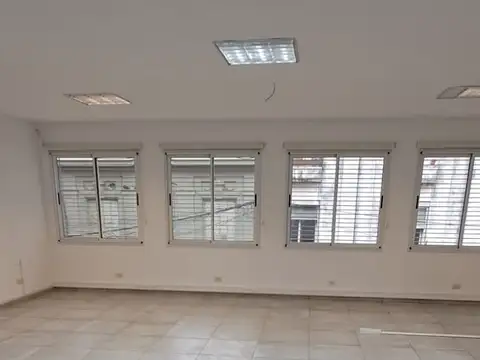 Avenida San Martín 1100, Piso 2