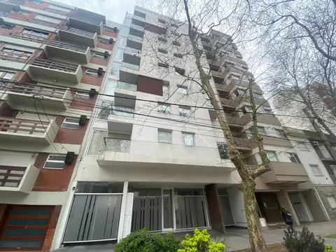 VENTA DTO 3 AMB SEMIPISO MODERNO AMOBLADO LA PERLA
