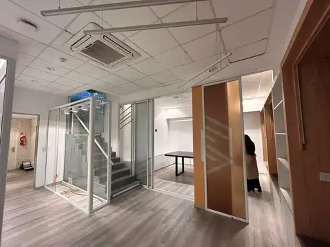 Av. Luis Candido Carballo al 100