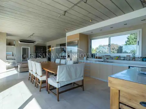 Chacra en venta en Azcuénaga – 5 hectáreas con dos casas, pileta y cancha de tenis