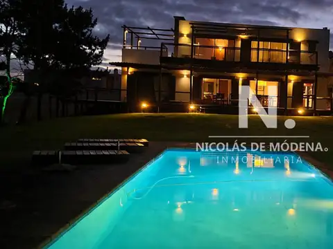 Casa en Venta de 4 dormitorios