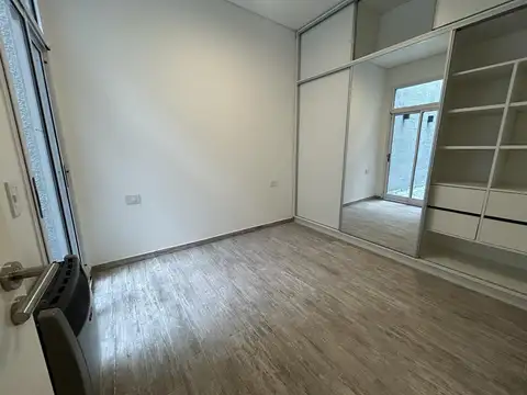Depto Tipo Casa en Venta al Este