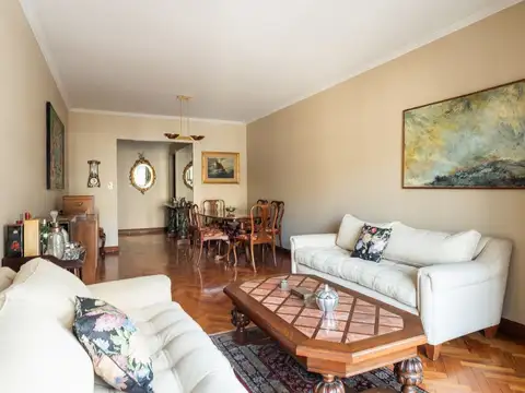 Departamento 4 ambientes con 2 baños