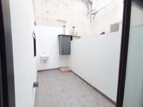 Depto Tipo Casa en Venta en Liniers, USD 92.000