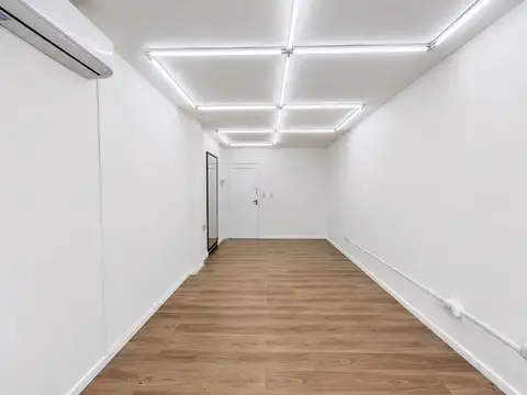 Oficina en Alquiler 50 años