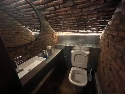 Casa en Alquiler 106 años