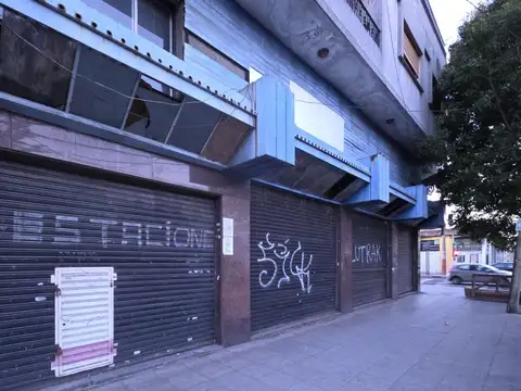 Local en Alquiler en Valentín Alsina, $ 1.600.000