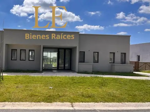 Casa en Venta en San Sebastian, USD 230.000