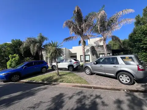 Av Patricias Argentina 4500