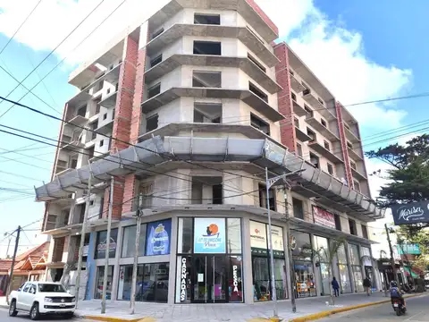 De La Reducción Esq Chiozza 1 , Piso 3