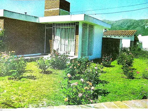 CASA 4 AMBIENTES
