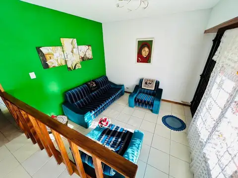Depto Tipo Casa 5 ambientes con 1 baño