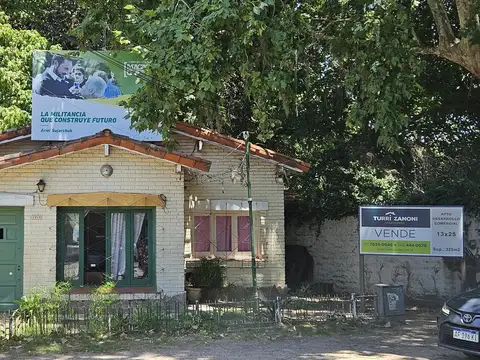 Terreno con Casa Cordoba y Av. Villanueva  