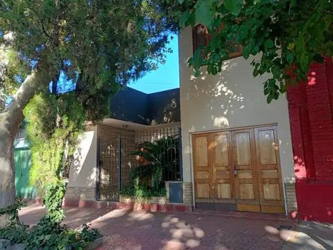 ALQUILER CASA CUARTA SECCION OESTE, CIUDAD MZA 