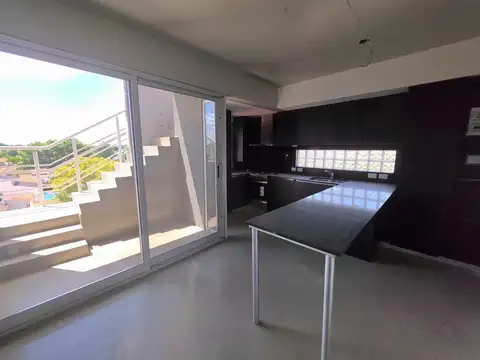 Presidente Hipólito Yrigoyen 1600