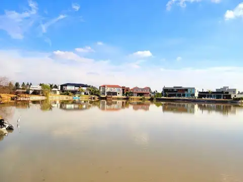 Horizontes al sur, Presidente Peron