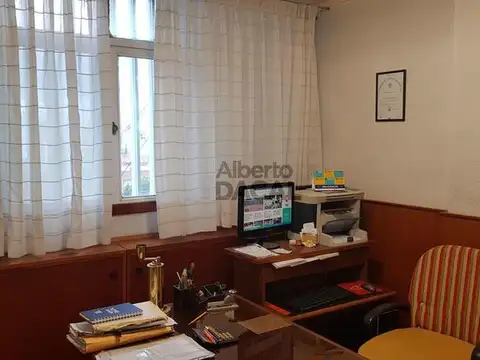 Oficina en Alquiler en La Plata, $ 300.000