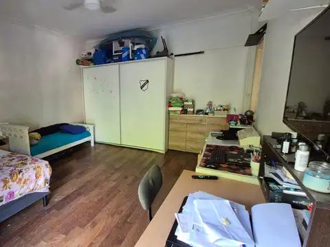 TIPO CASA 4 AMB CON BALCON - PATIO Y TERRAZA - 2 BAÑOS !