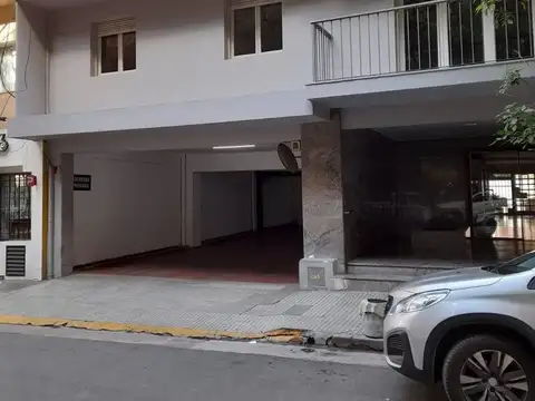 SE VENDE COCHERA EN NUEVA CORDOBA CON SEGURIDAD
