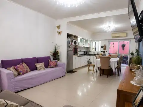 Depto Tipo Casa en Venta de 3 dormitorios