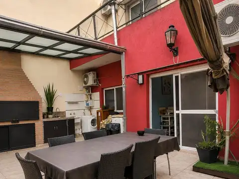 VENTA PH 4 AMBIENTES EN MATADEROS