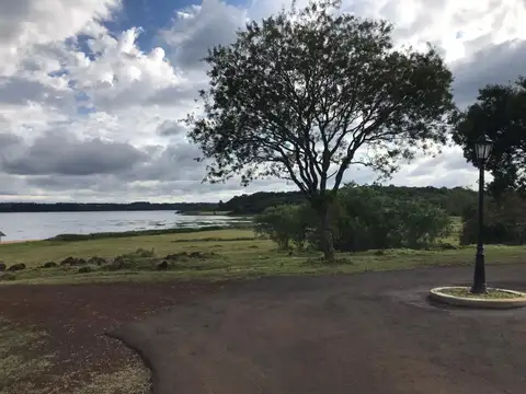 Terreno en Venta en Posadas, USD 35.000