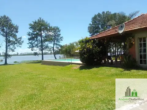Casa en el Cerro con costa al Lago Salto Grande