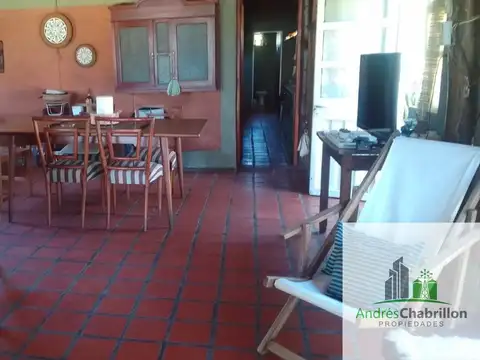 Casa 3 ambientes con 1 baño