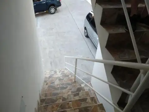 Zuviría 500, Piso 1