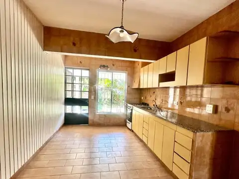 Depto Tipo Casa 3 ambientes con 1 baño