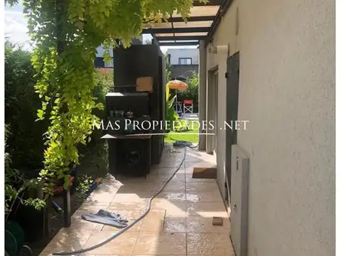 Casa en Venta con cochera