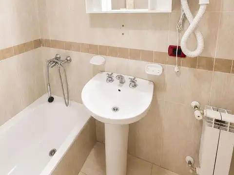 Hostal del Monte más casa en venta - Ushuaia