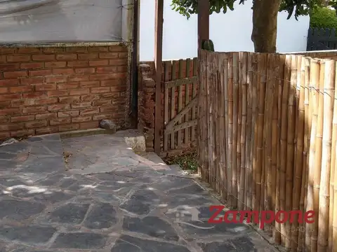 Depto Tipo Casa en Venta con 1 cocheras