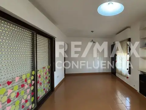 Casa en Venta en General Fernández Oro, USD 115.000