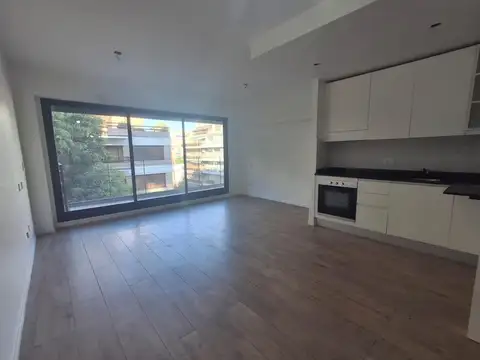 Oficina 2 ambientes con 1 baño